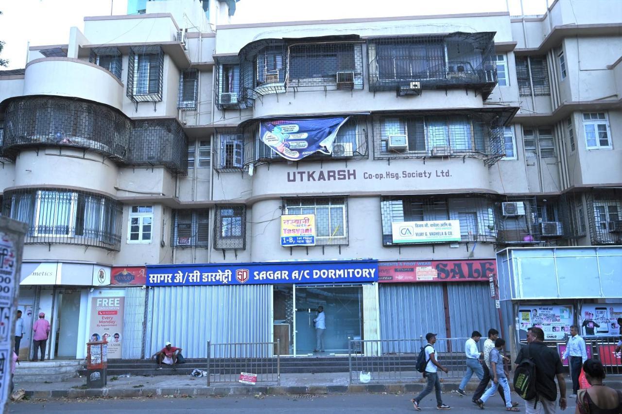Sagar Dormitory Andheri - Nearest To Andheri Railway Station West 孟买 外观 照片