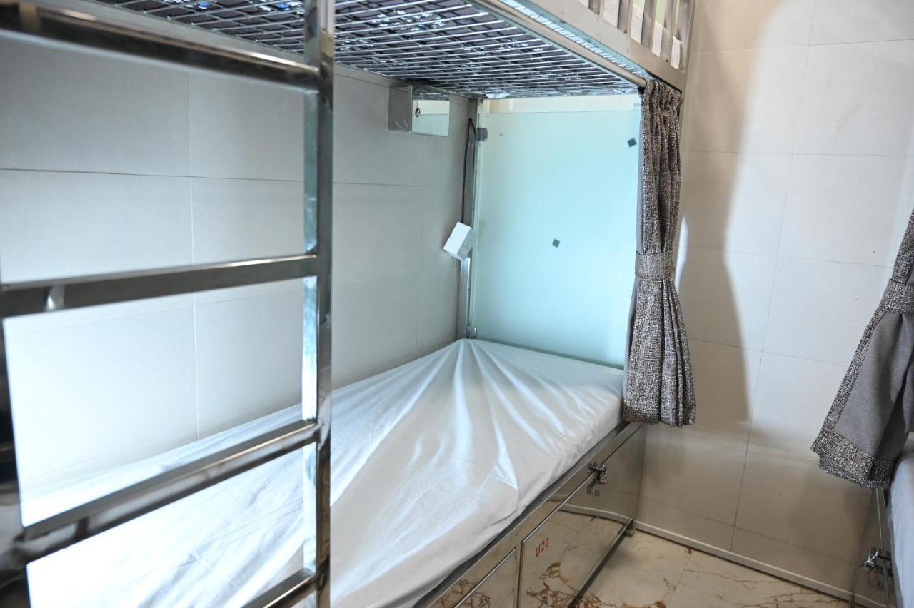 Sagar Dormitory Andheri - Nearest To Andheri Railway Station West 孟买 外观 照片
